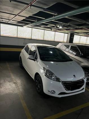 PEUGEOT 208 1.5 ALLURE 8V FLEX 4P MANUAL
